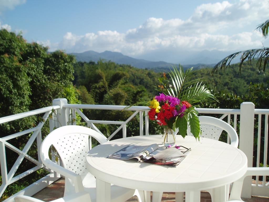 Tranquility Villa Порт-Антонио Экстерьер фото