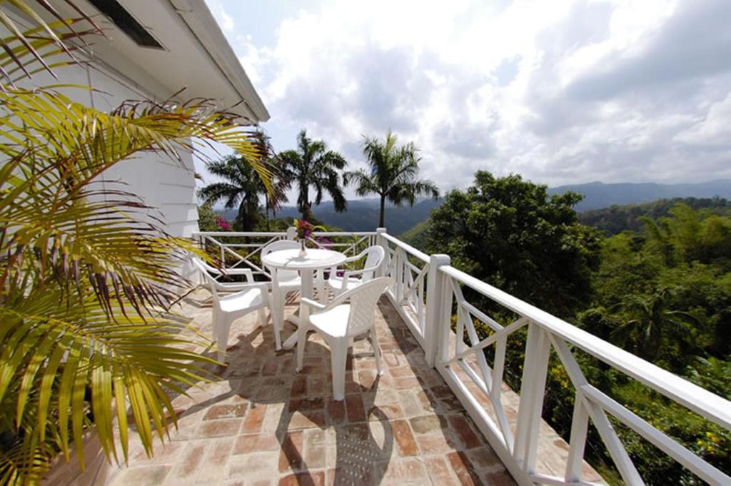 Tranquility Villa Порт-Антонио Экстерьер фото
